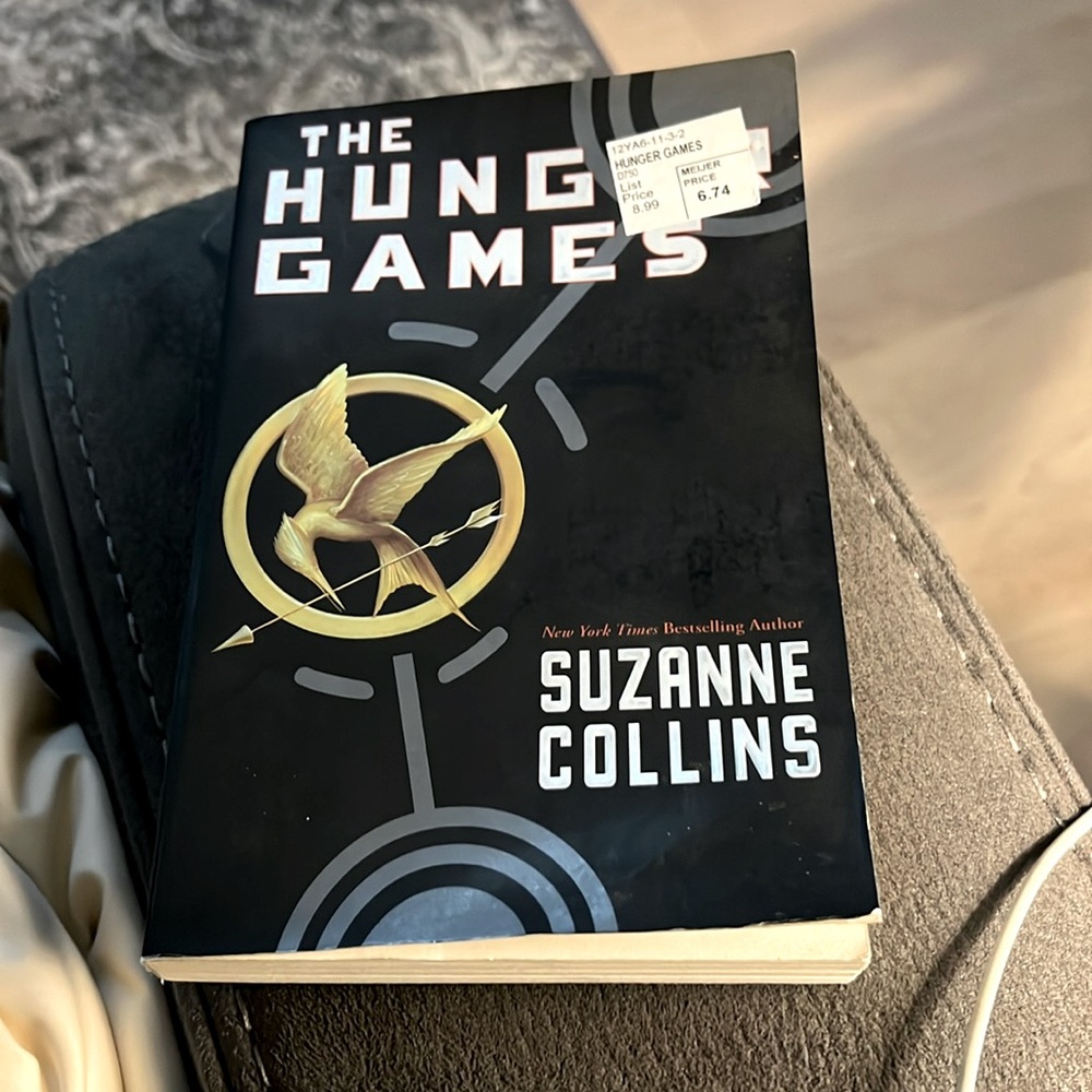 NWT The Hunger Games Paperback Book